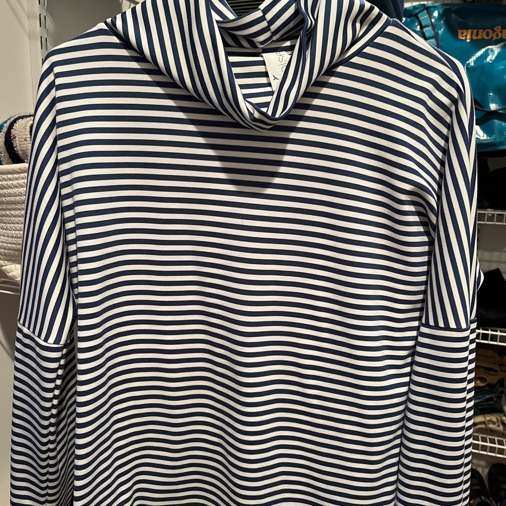 Oiselle Navy and White Striped Top